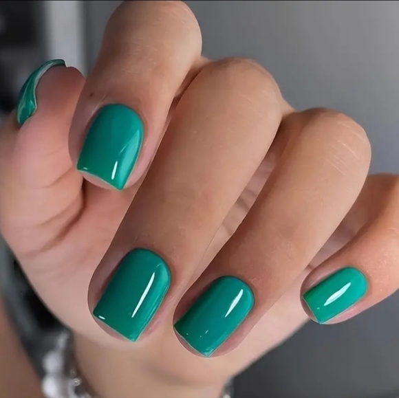 24 Pieces Fake Press On Nails - Picture 5 of 5